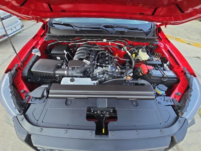 2026 Nissan Chasis Cabina NP300 2p L4/2.5 Man A/A VDC