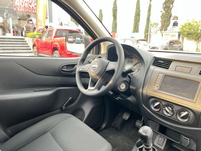 2026 Nissan Chasis Cabina NP300 2p L4/2.5 Man A/A VDC