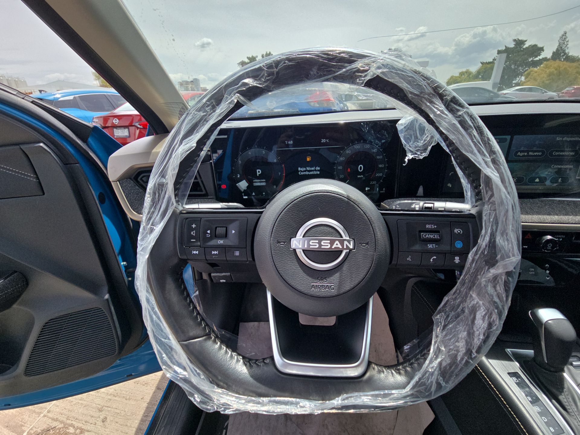 2025 Nissan Kicks 5p Platinum L4/2.0 Aut