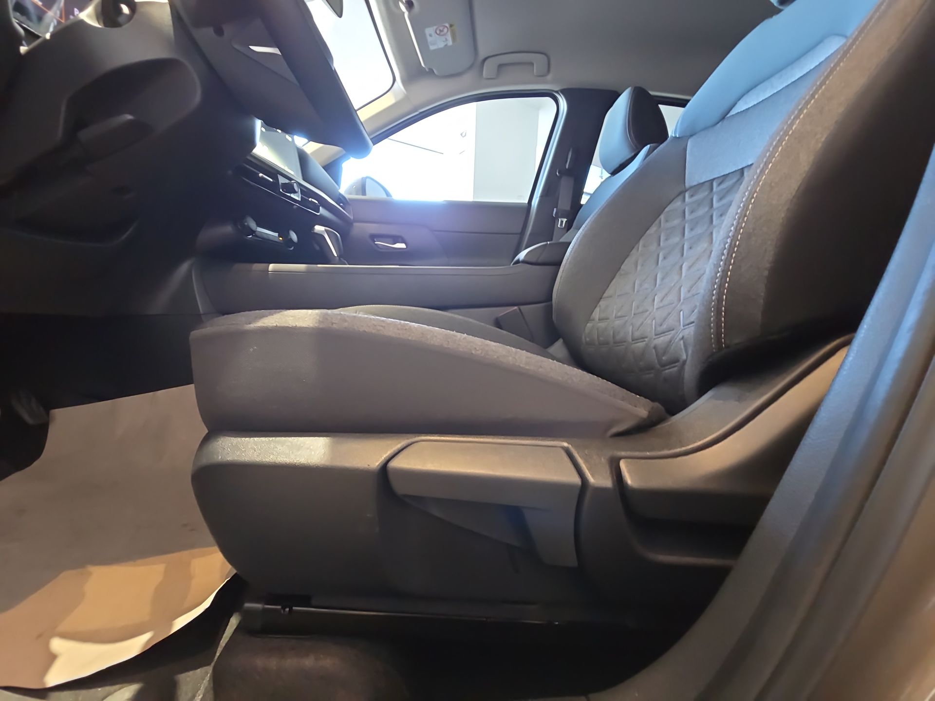 2025 Nissan Kicks 5p Advance L4/2.0 Aut