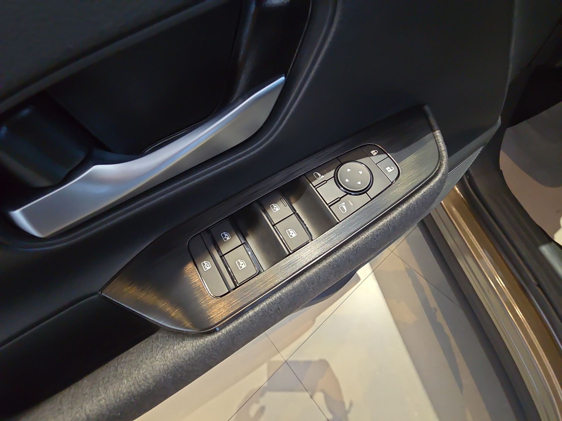 2025 Nissan Kicks 5p Advance L4/2.0 Aut