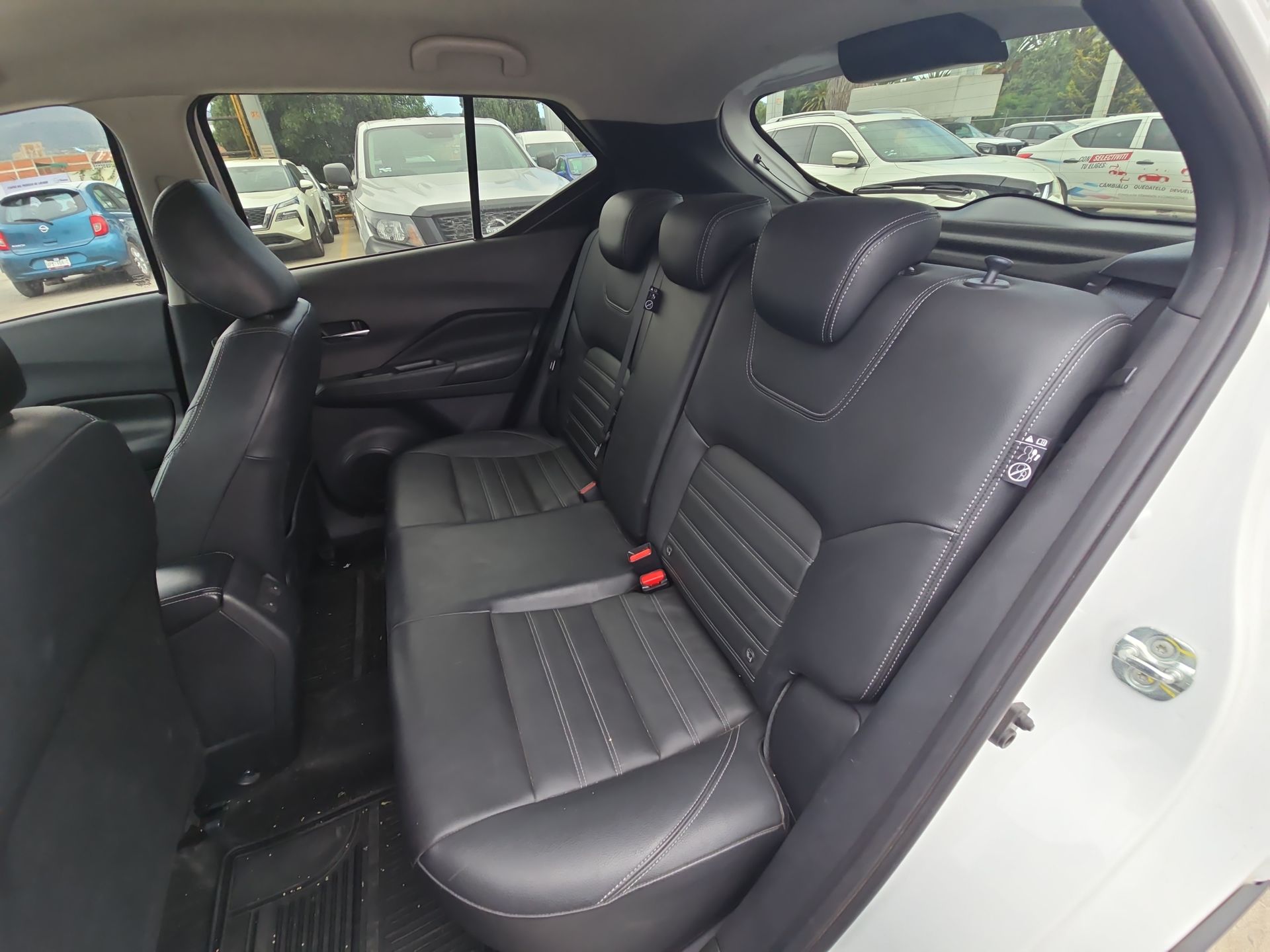 2024 Nissan Kicks 5p Exclusive L4/1.6 Aut