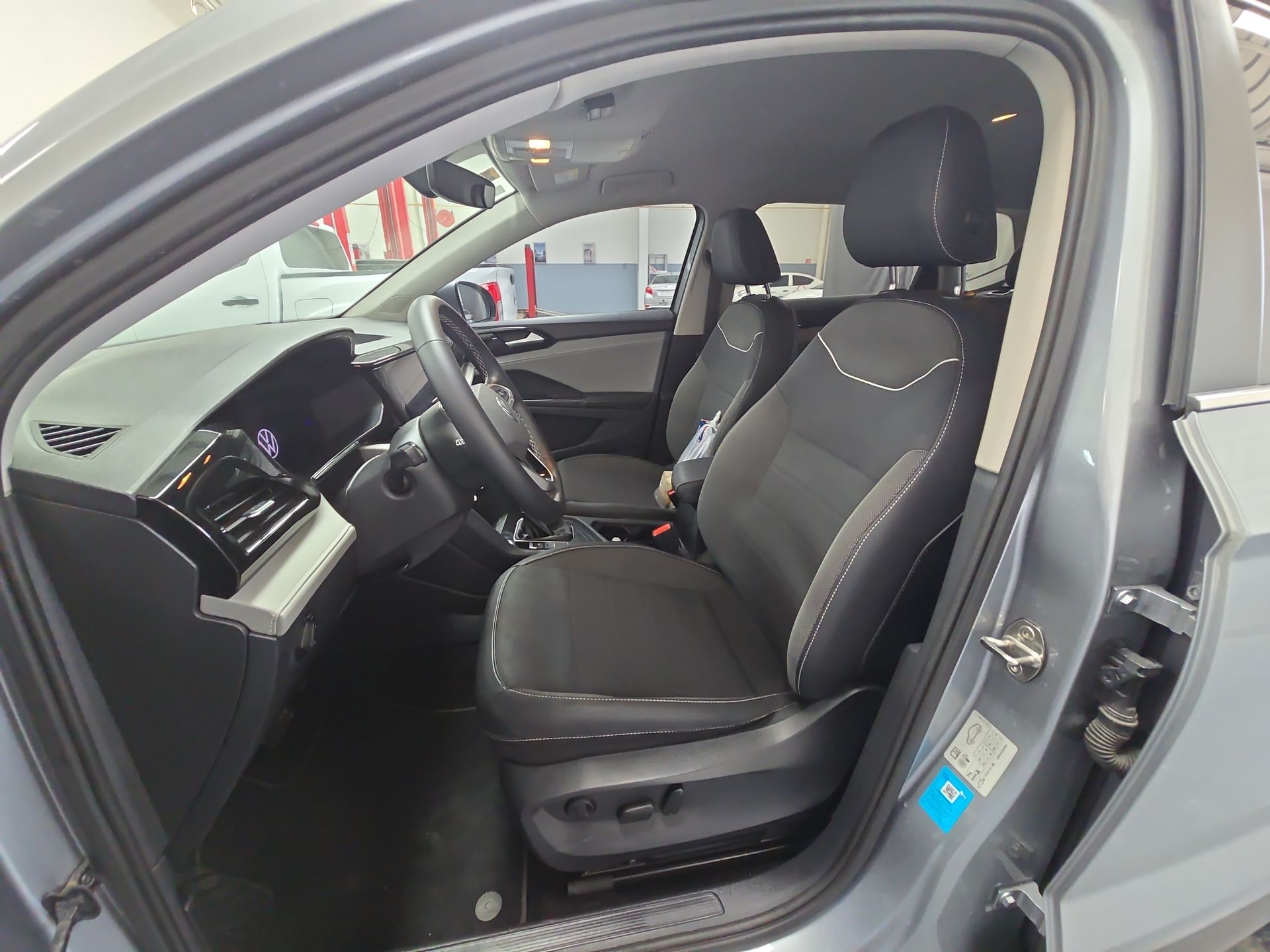 2024 Volkswagen Taos 5p Comfortline L4/1.4/T Aut