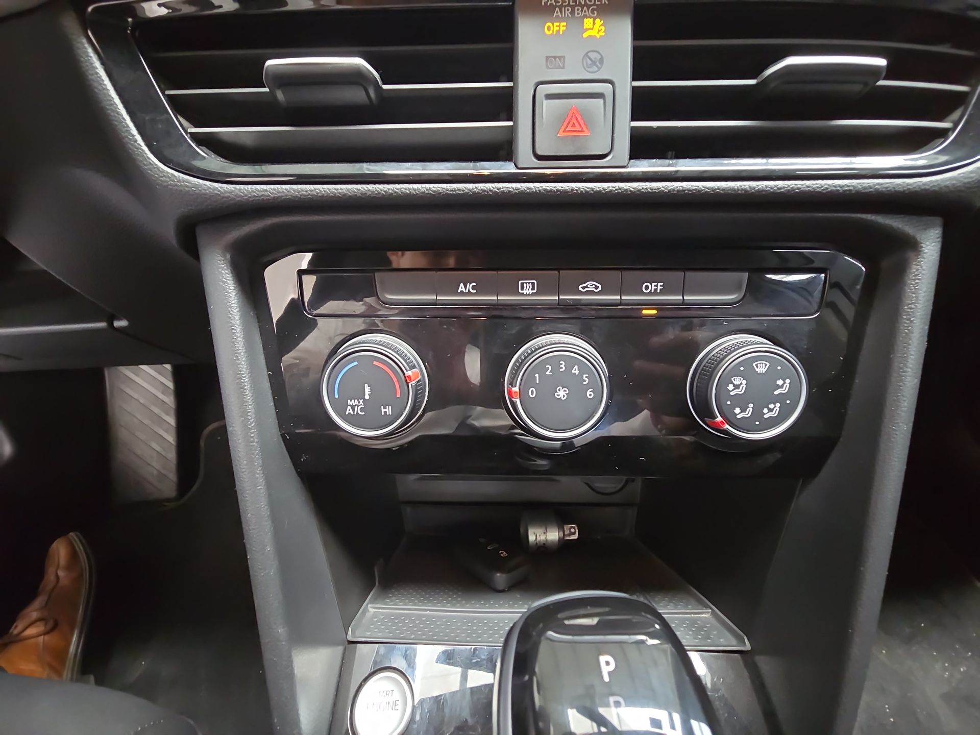 2024 Volkswagen Taos 5p Comfortline L4/1.4/T Aut