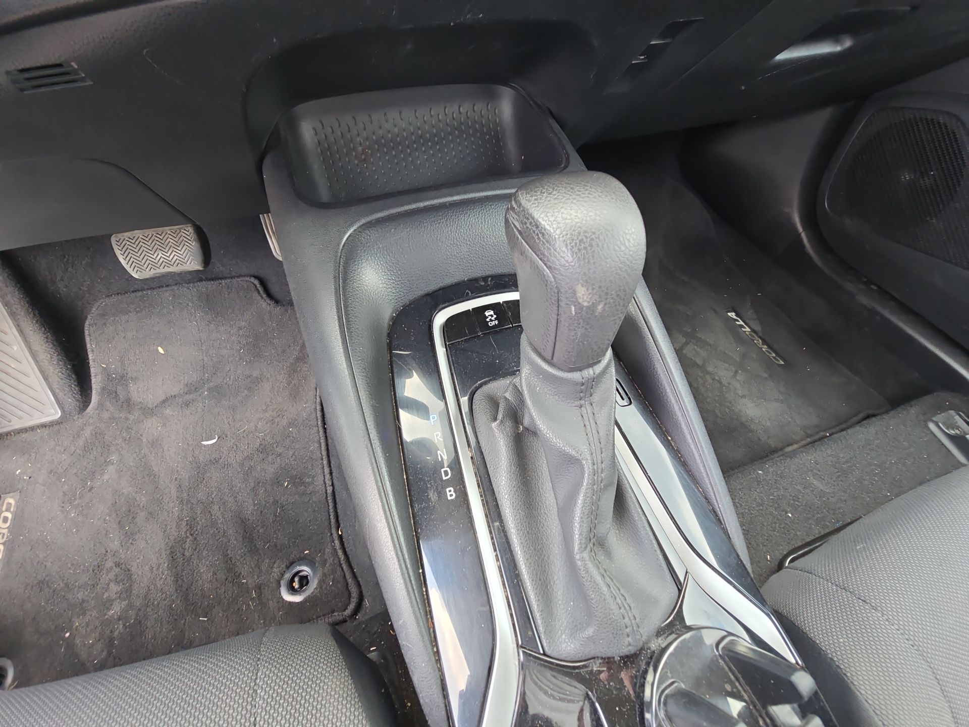 2021 Toyota Corolla 4p Base L4/1.8 Aut