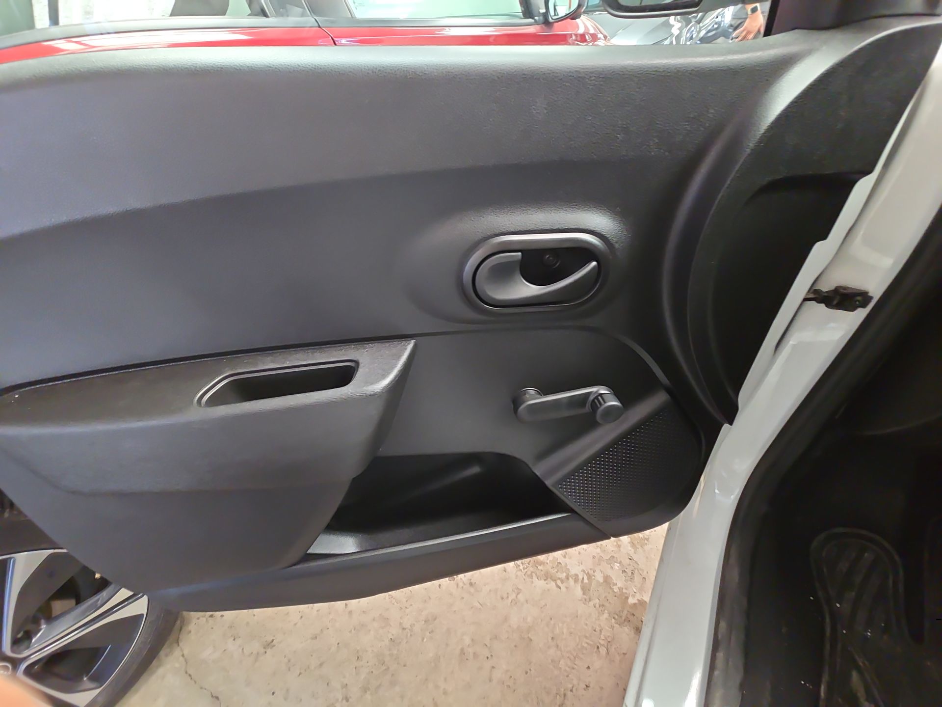 2024 Renault Kangoo 5p Intense L4/2.5 Man