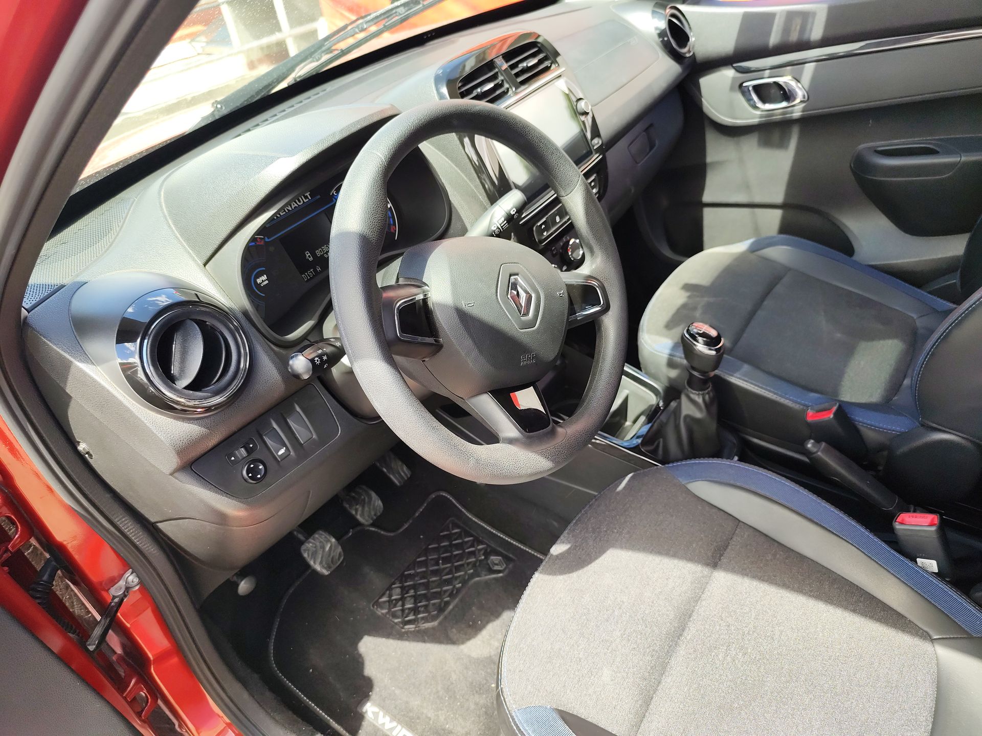 2023 Renault Kwid 5p Iconic L3/1.0 Man