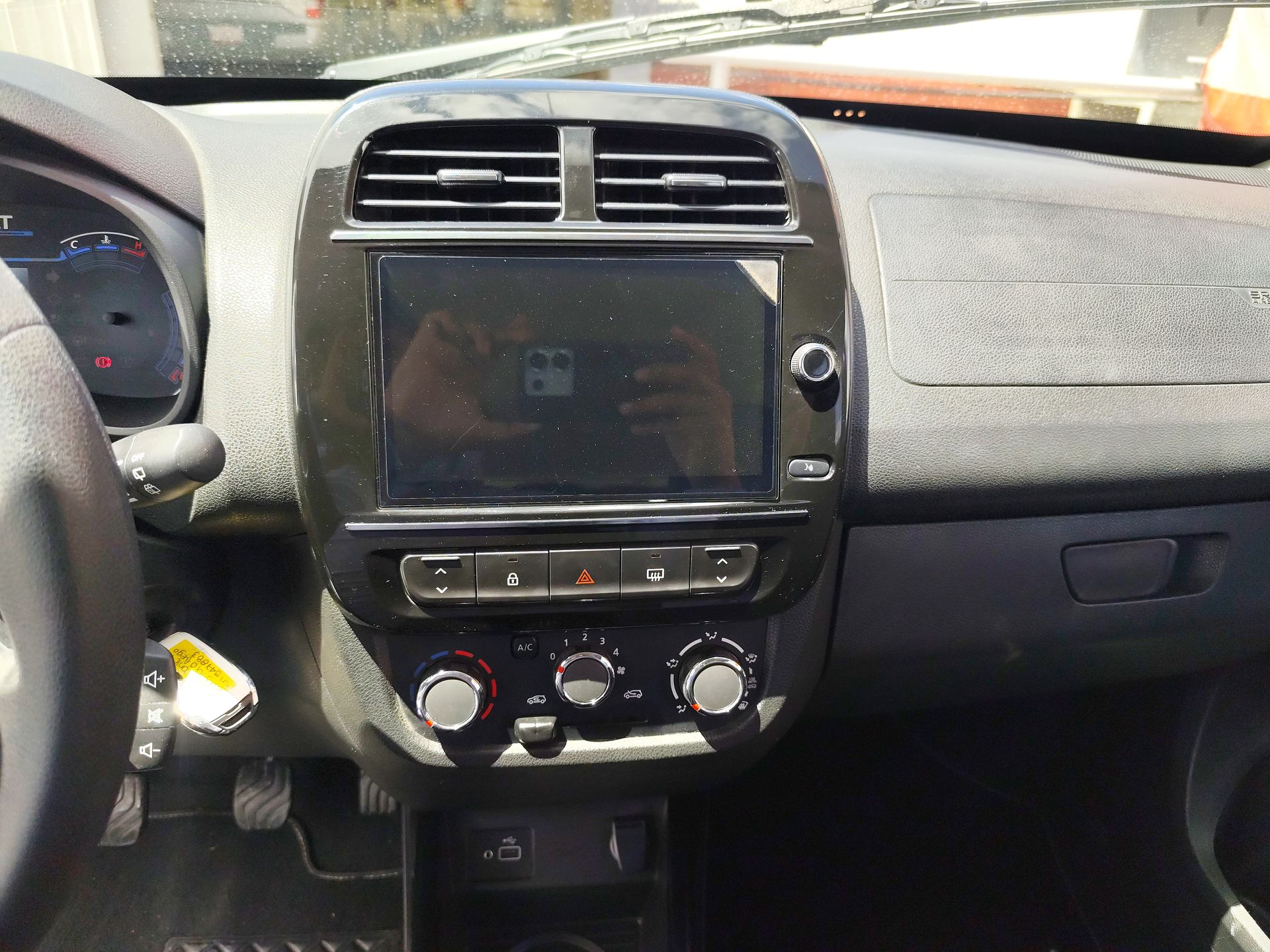 2023 Renault Kwid 5p Iconic L3/1.0 Man
