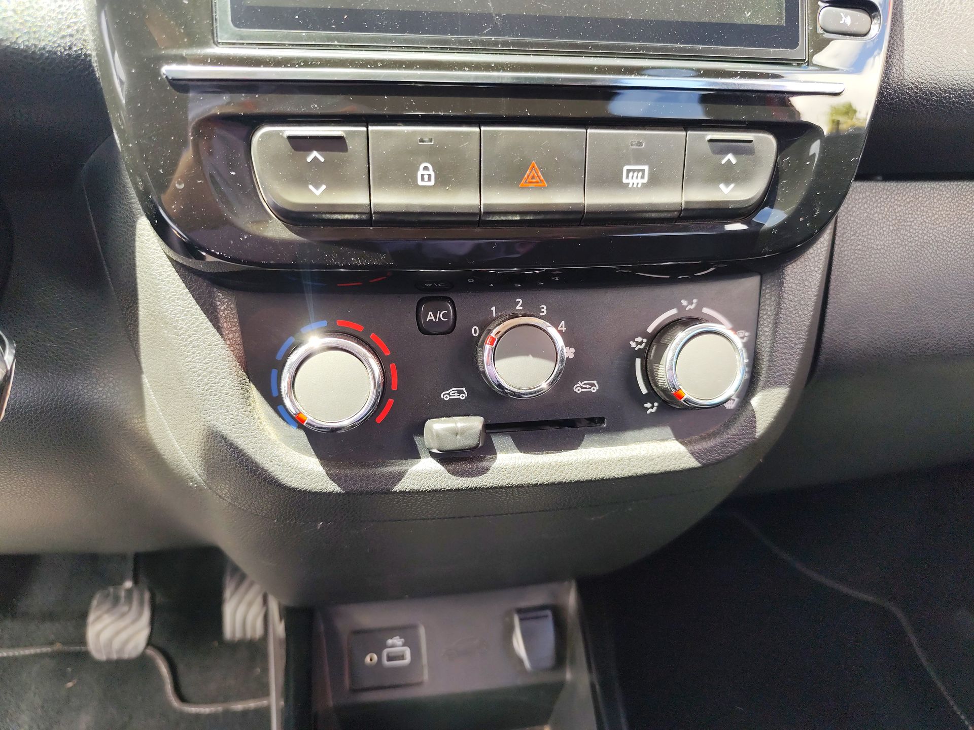 2023 Renault Kwid 5p Iconic L3/1.0 Man
