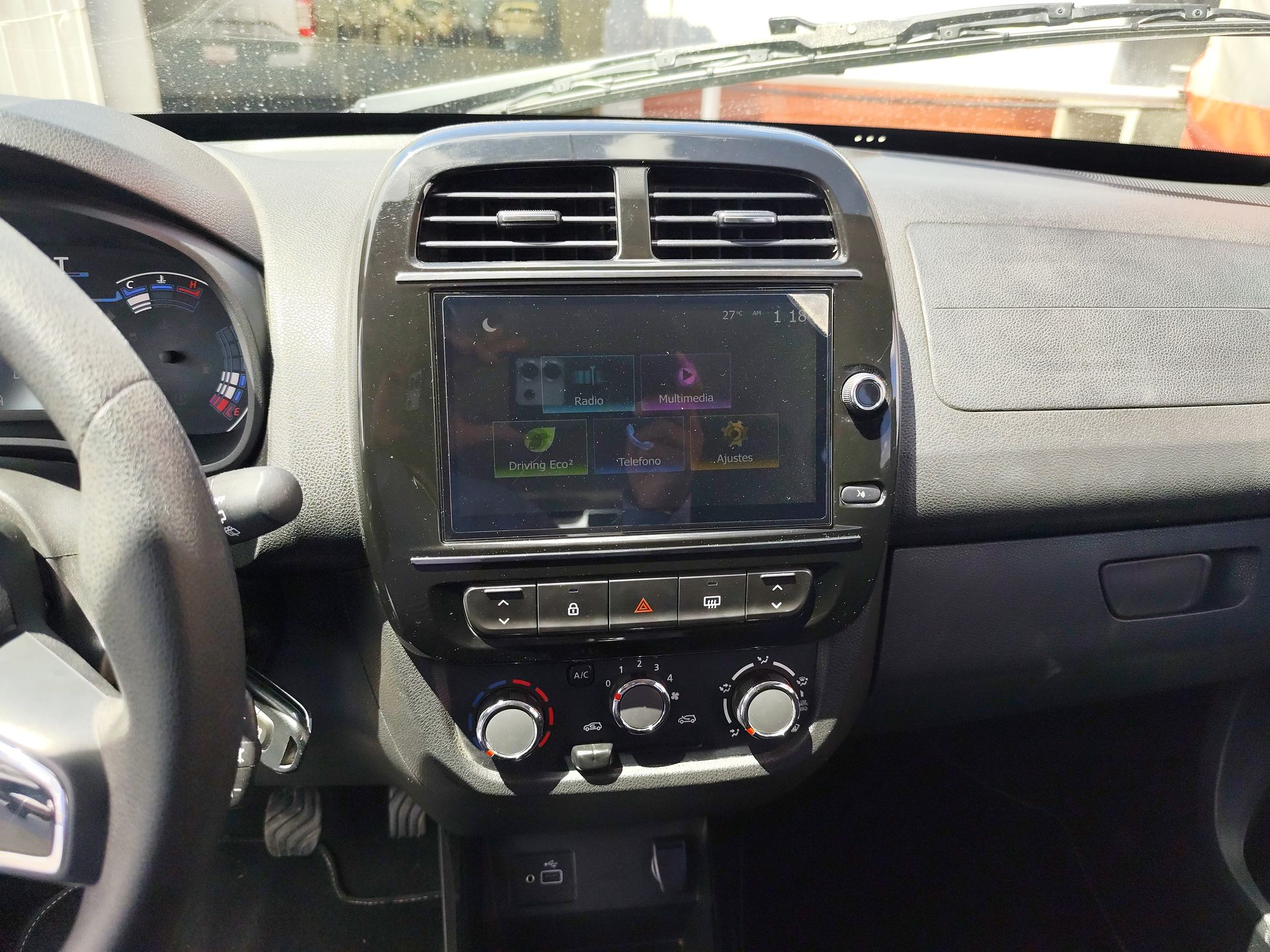 2023 Renault Kwid 5p Iconic L3/1.0 Man
