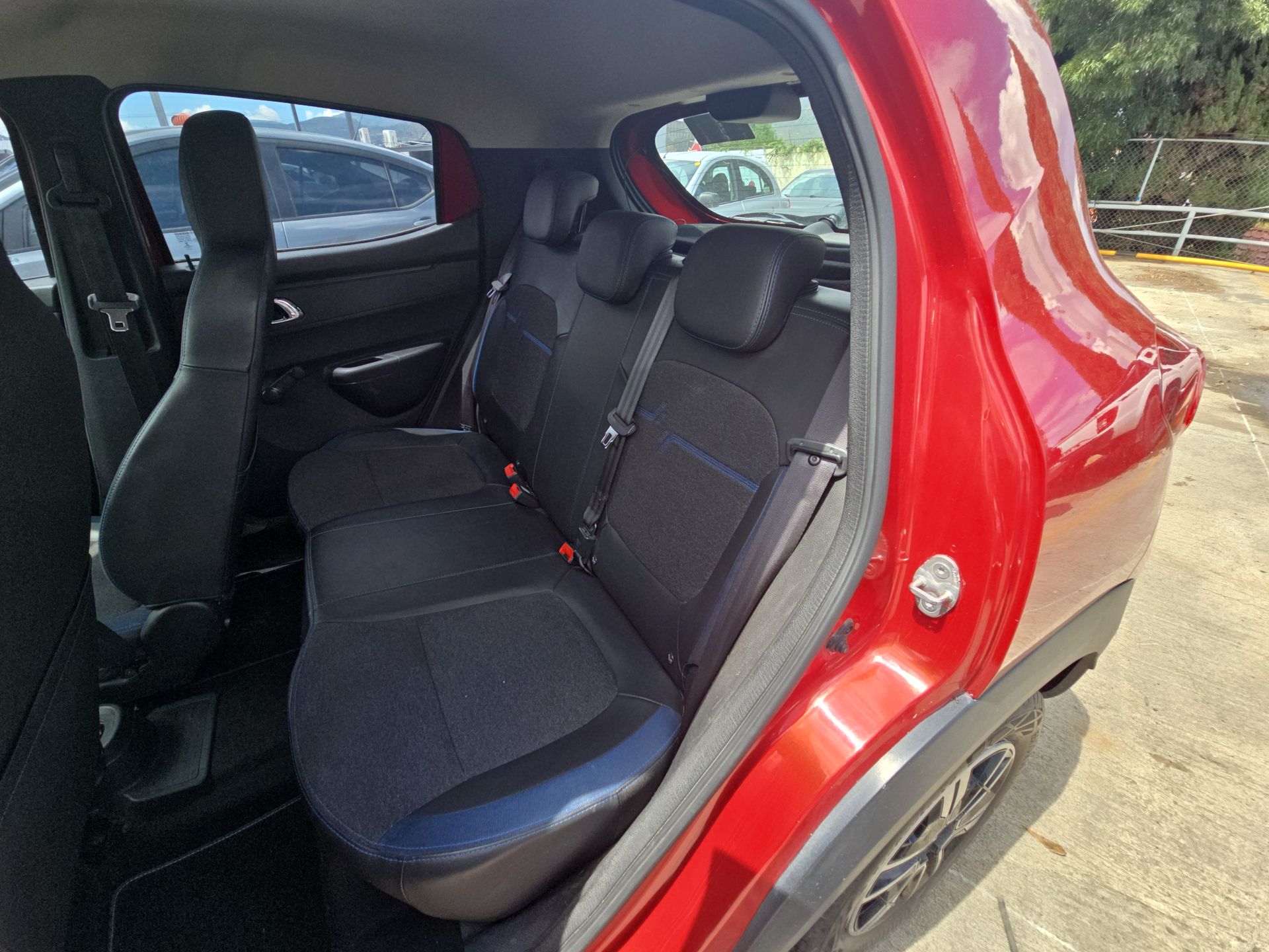2023 Renault Kwid 5p Iconic L3/1.0 Man