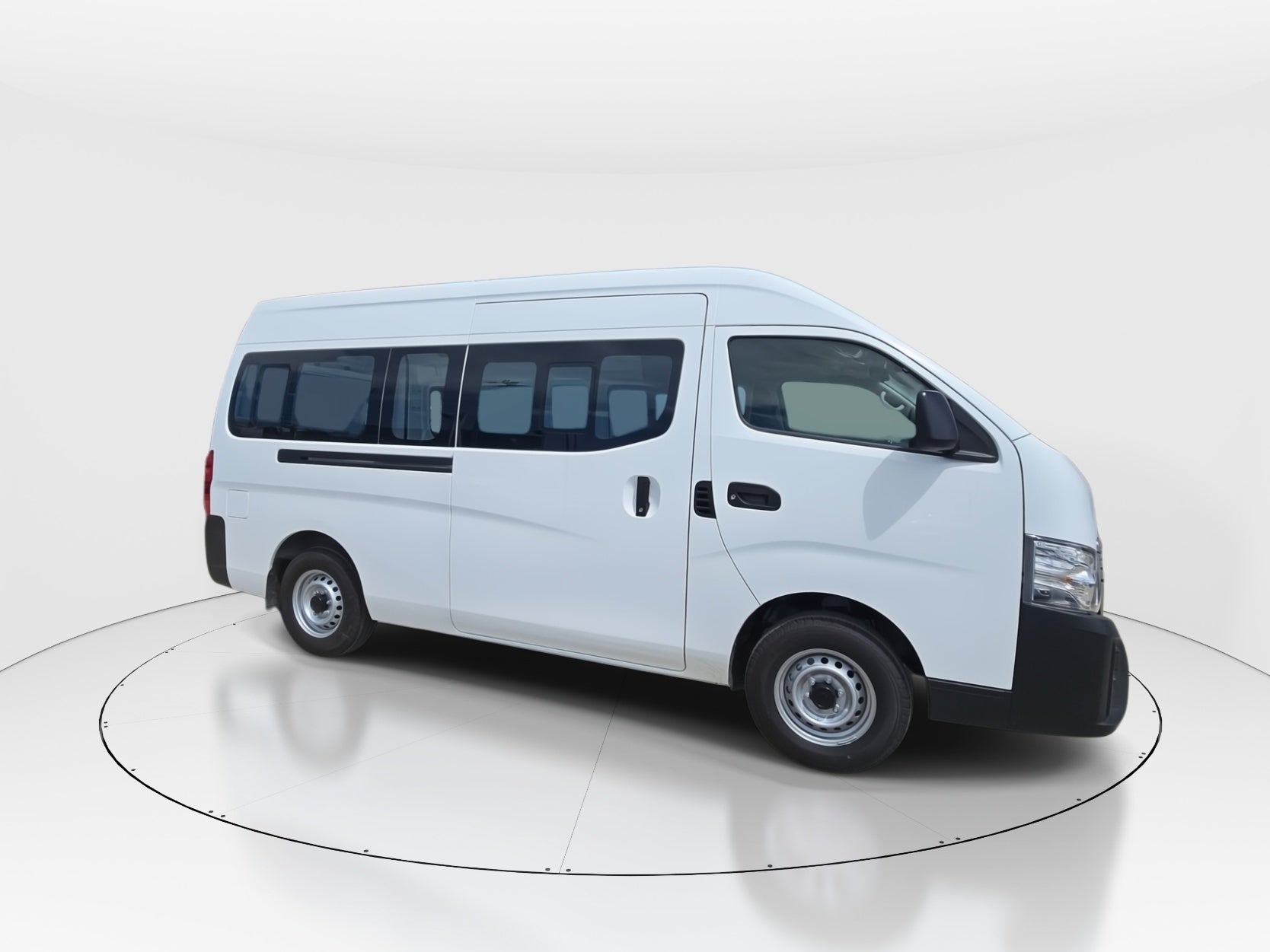 2026 Nissan Urvan 4p Amplia L4/2.5 Man