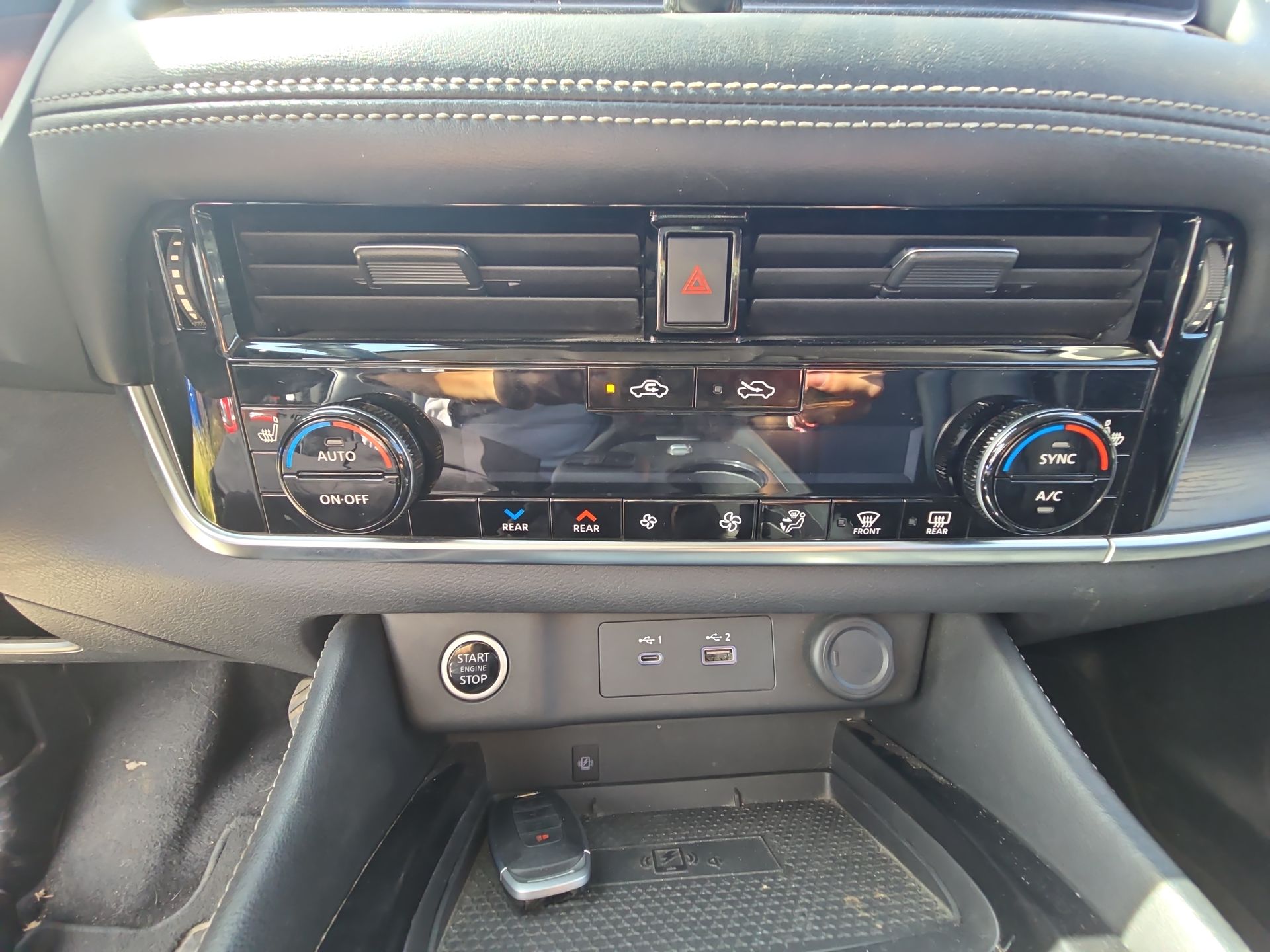 2023 Nissan X-Trail 5p Platinum 3 Row L4/2.5 Aut