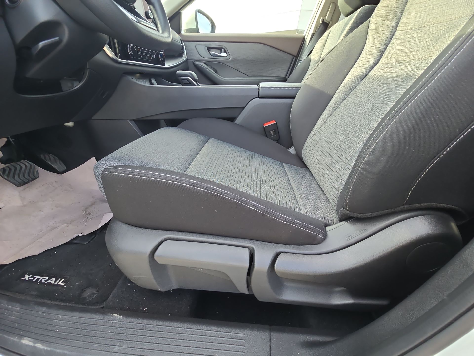 2026 Nissan X-Trail 5p Advance 2 Row L4/2.5 Aut