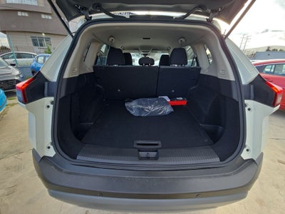 2026 Nissan X-Trail 5p Advance 2 Row L4/2.5 Aut