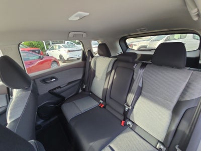 2026 Nissan X-Trail 5p Advance 2 Row L4/2.5 Aut