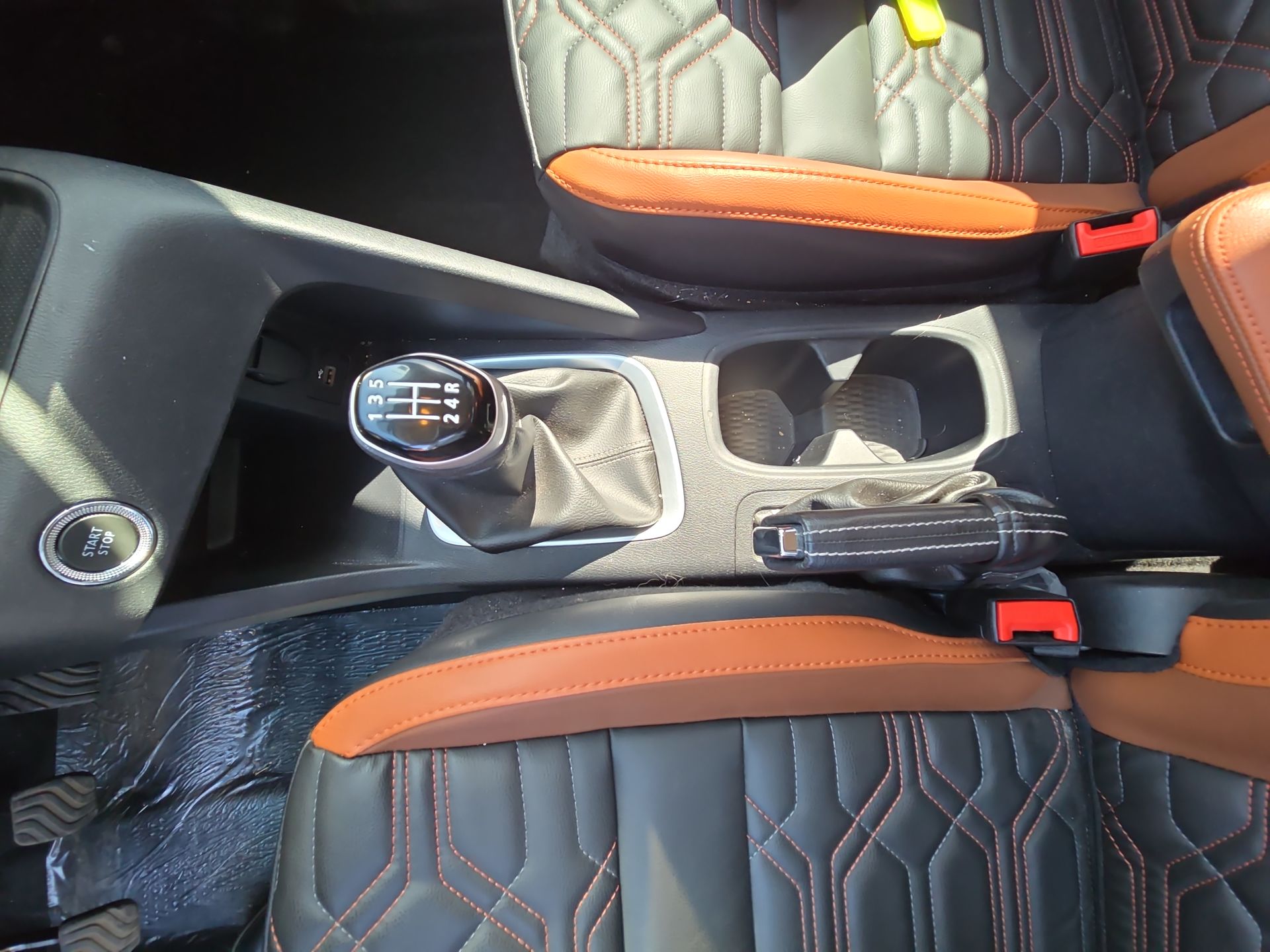 2025 Nissan Magnite 5p Exclusive L3/1.0/T Man