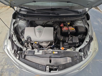 2017 Toyota Yaris 4p Sedán Core L4/1.5 Man