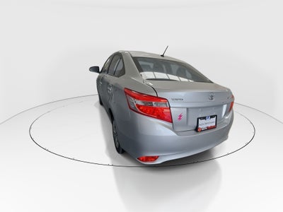 2017 Toyota Yaris 4p Sedán Core L4/1.5 Man