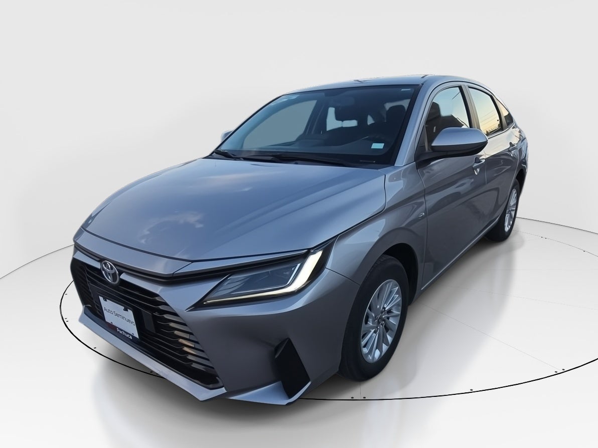 2023 Toyota Yaris 4p Sedán S L4/1.5 Man