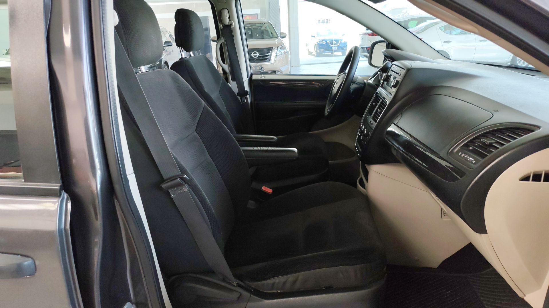 2018 Dodge Grand Caravan 5p SE V6/3.6 Aut