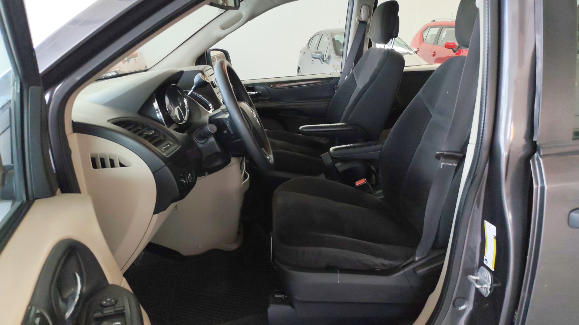 2018 Dodge Grand Caravan 5p SE V6/3.6 Aut