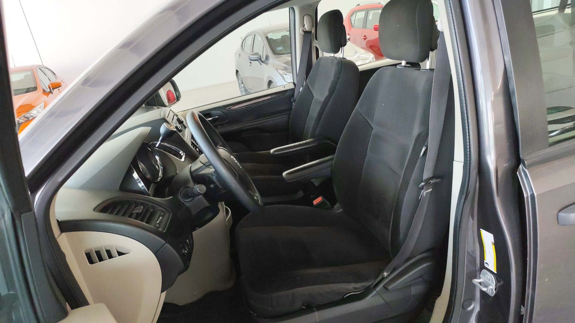 2018 Dodge Grand Caravan 5p SE V6/3.6 Aut