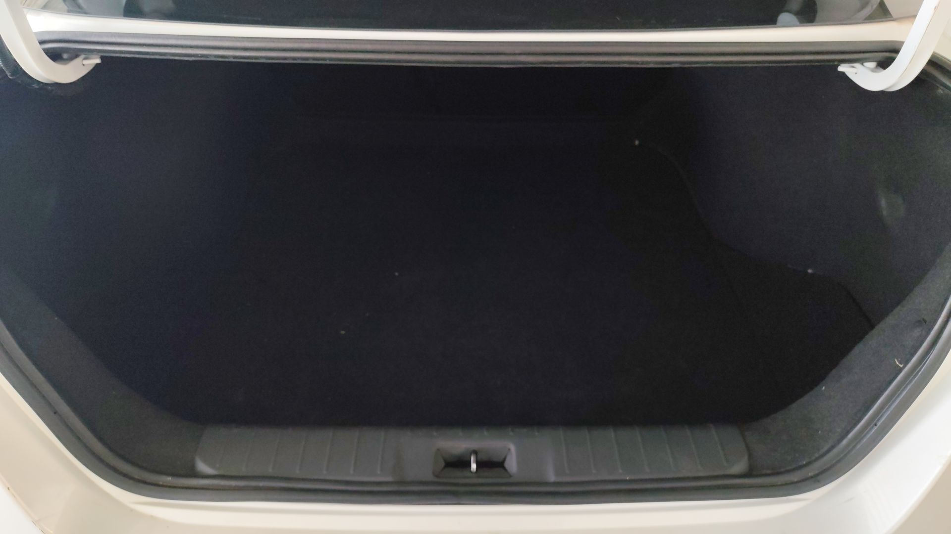 2023 Nissan Sentra 4p Sense L4/2.0 Man