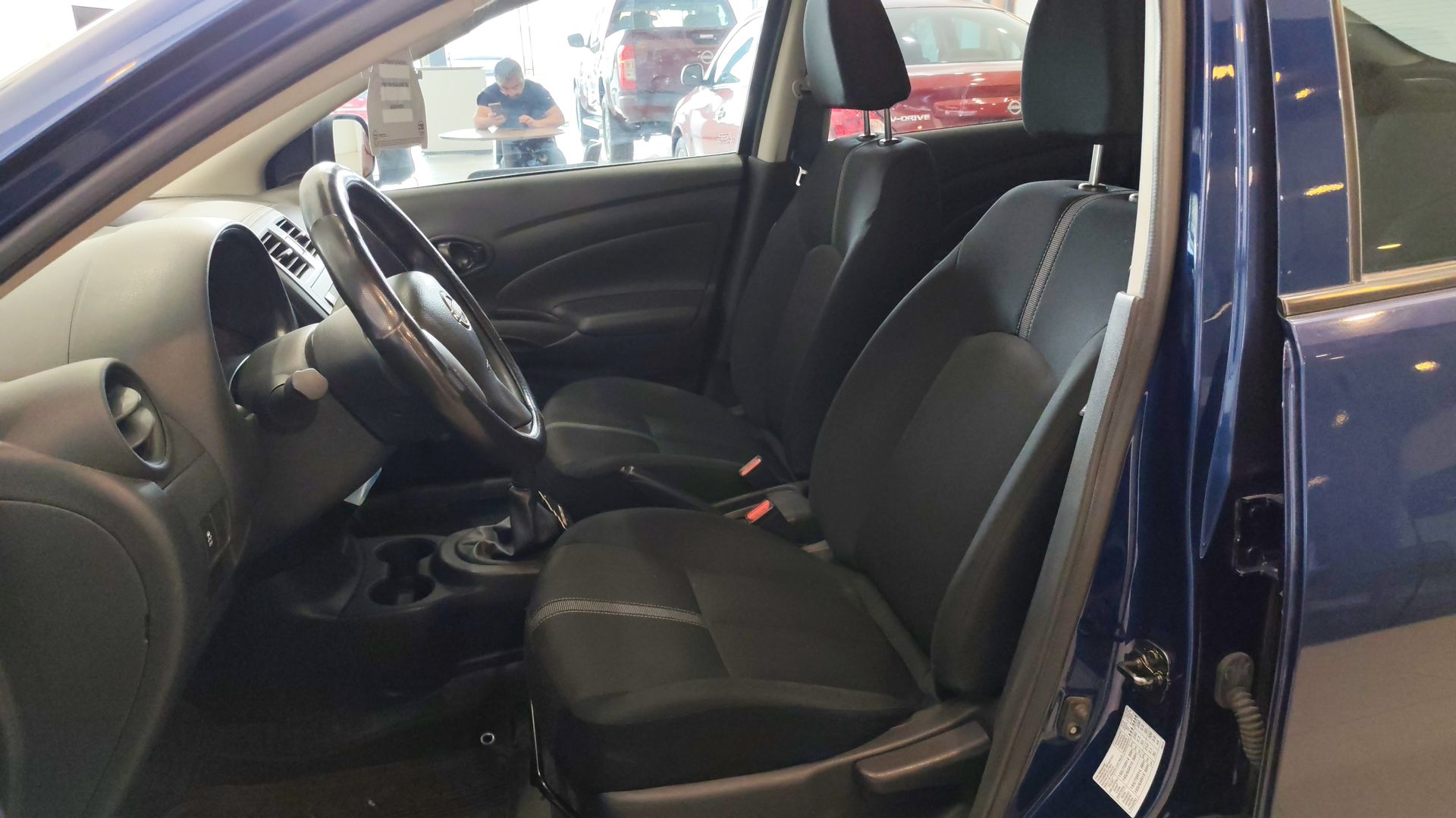 2024 Nissan V-Drive 4p L4/1.6 Man Audio