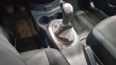 2024 Nissan V-Drive 4p L4/1.6 Man Audio