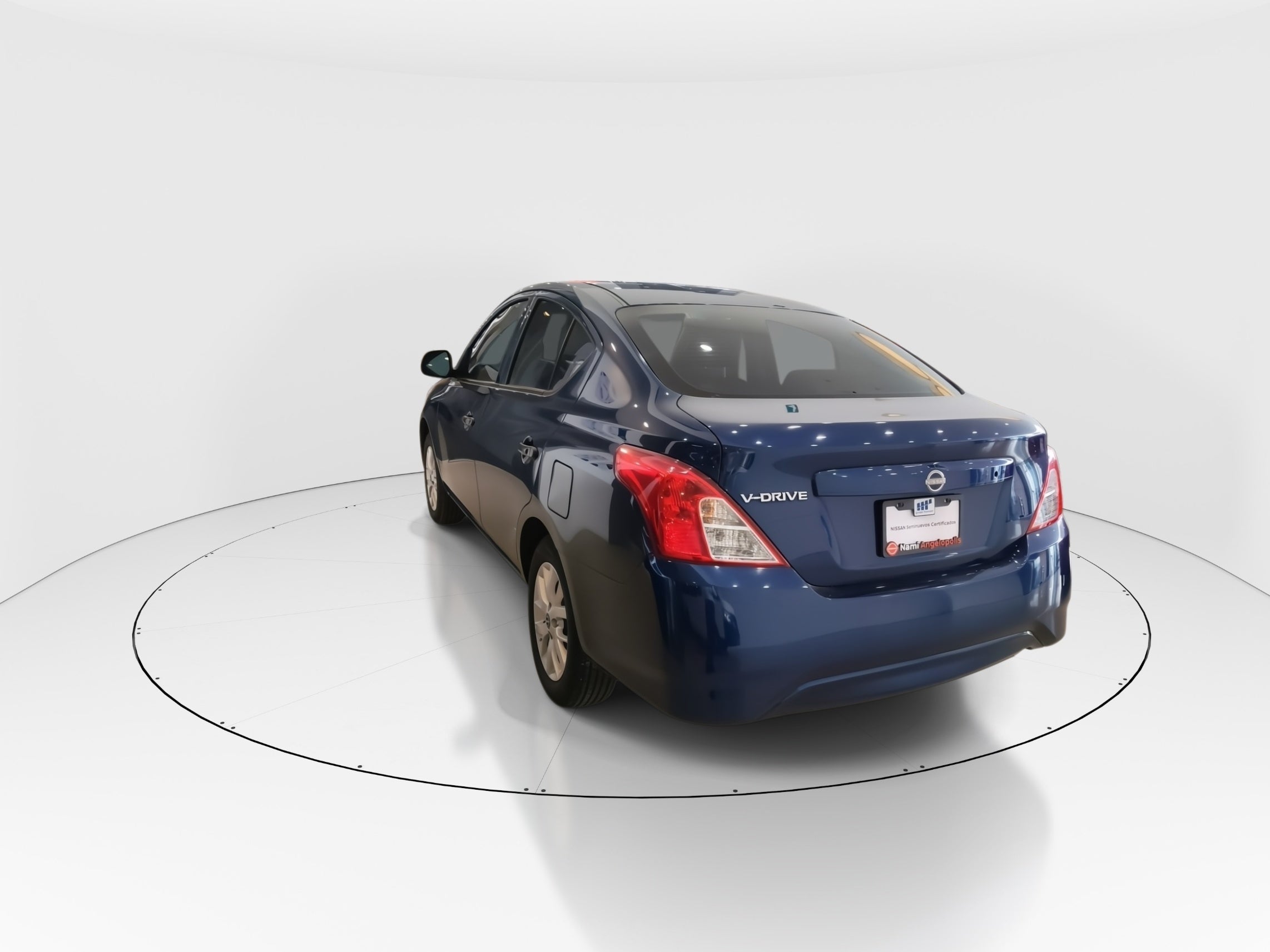 2024 Nissan V-Drive 4p L4/1.6 Man Audio