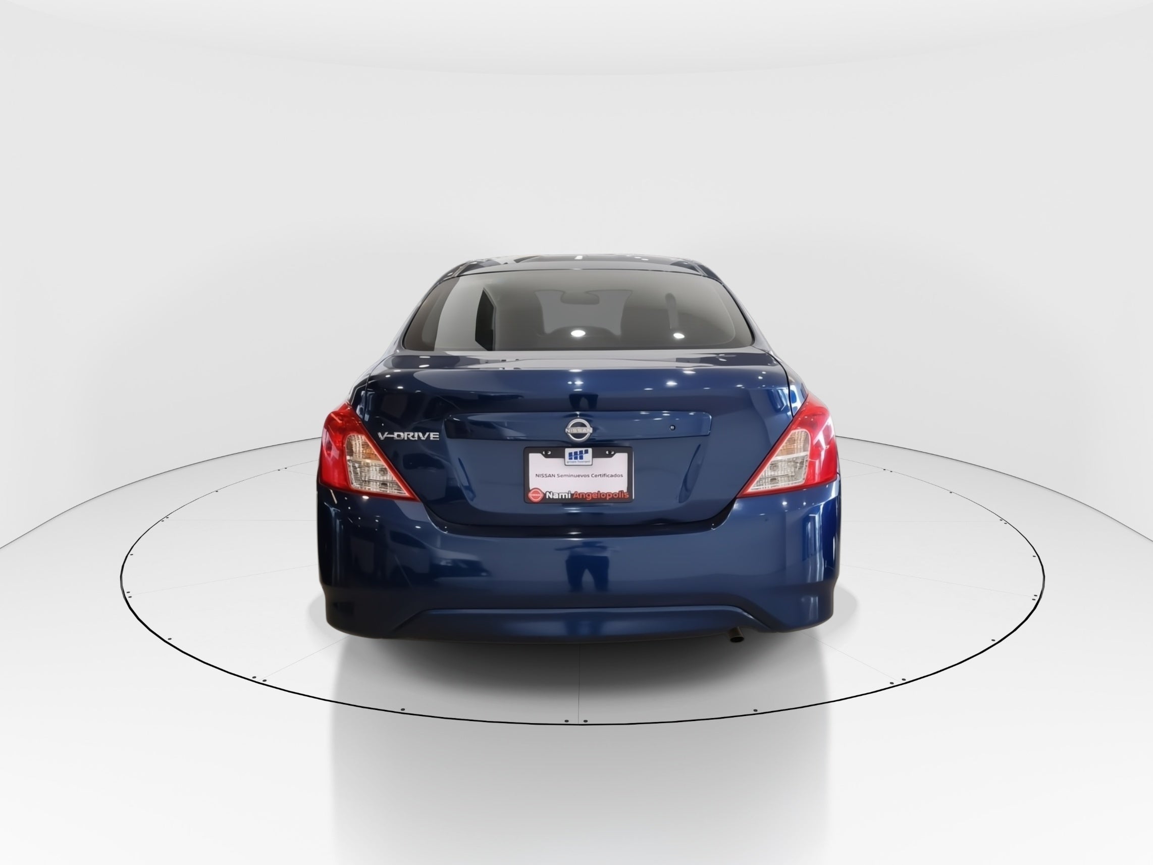 2024 Nissan V-Drive 4p L4/1.6 Man Audio