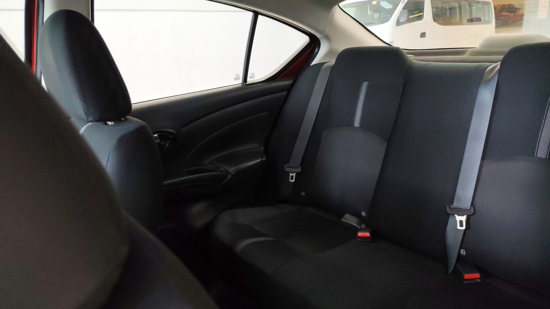 2024 Nissan V-Drive 4p L4/1.6 Man Audio