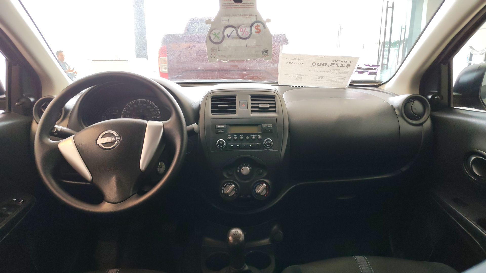 2024 Nissan V-Drive 4p L4/1.6 Man Audio