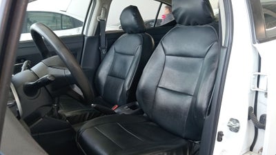 2021 Nissan Versa 4p Advance L4/1.6 Man