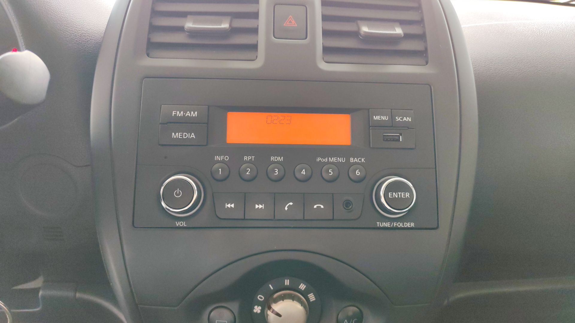 2020 Nissan Versa 4p Advance L4/1.6 Aut