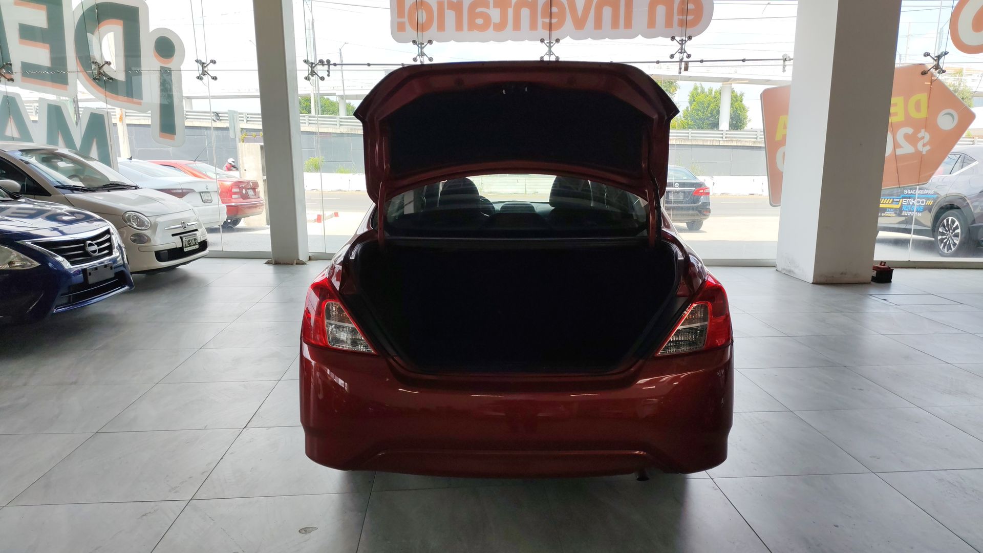 2020 Nissan Versa 4p Advance L4/1.6 Aut