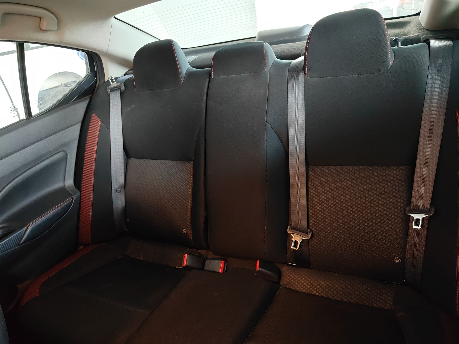 2024 Nissan Versa 4p SR L4/1.6 Aut