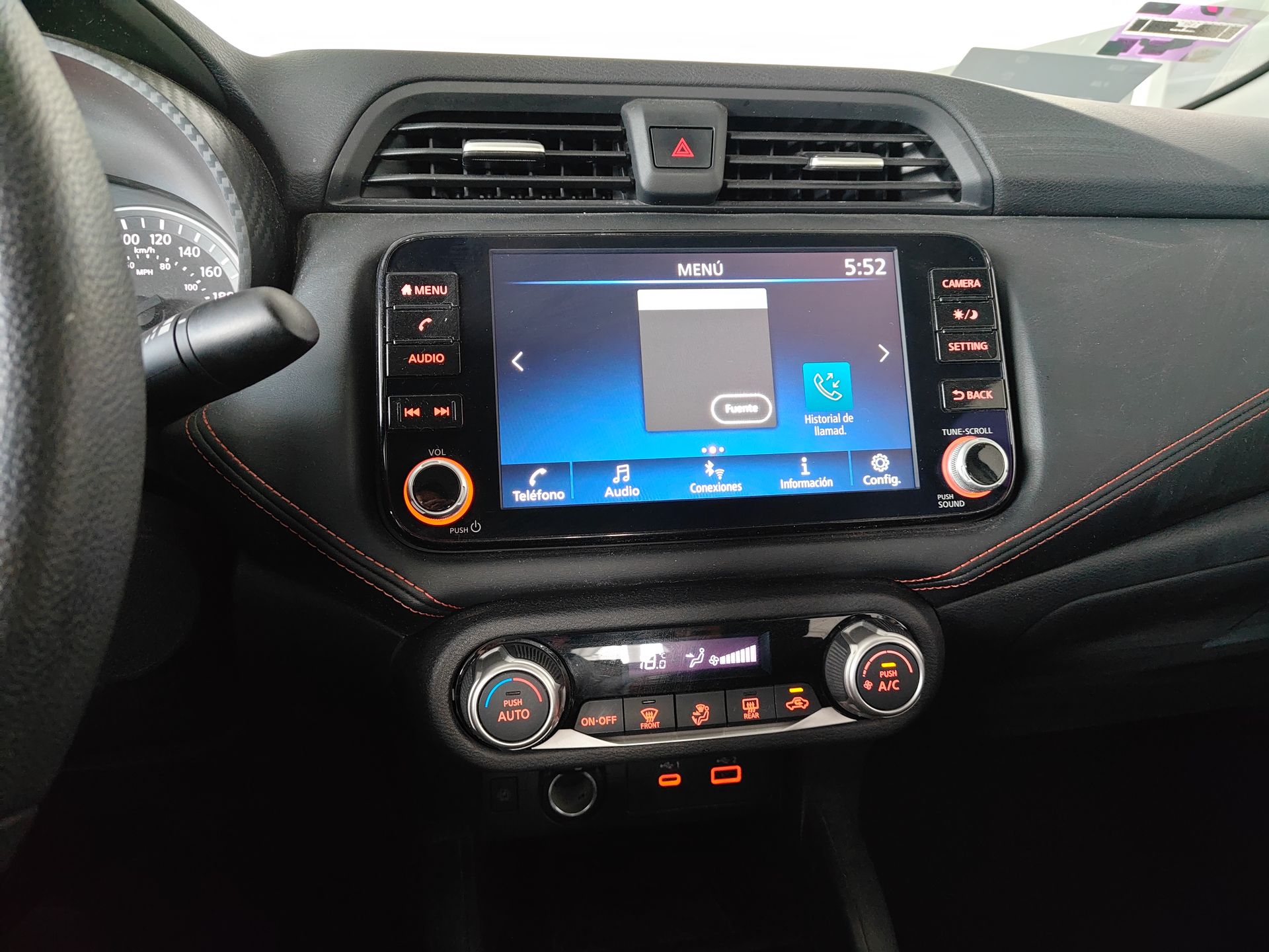 2024 Nissan Versa 4p SR L4/1.6 Aut