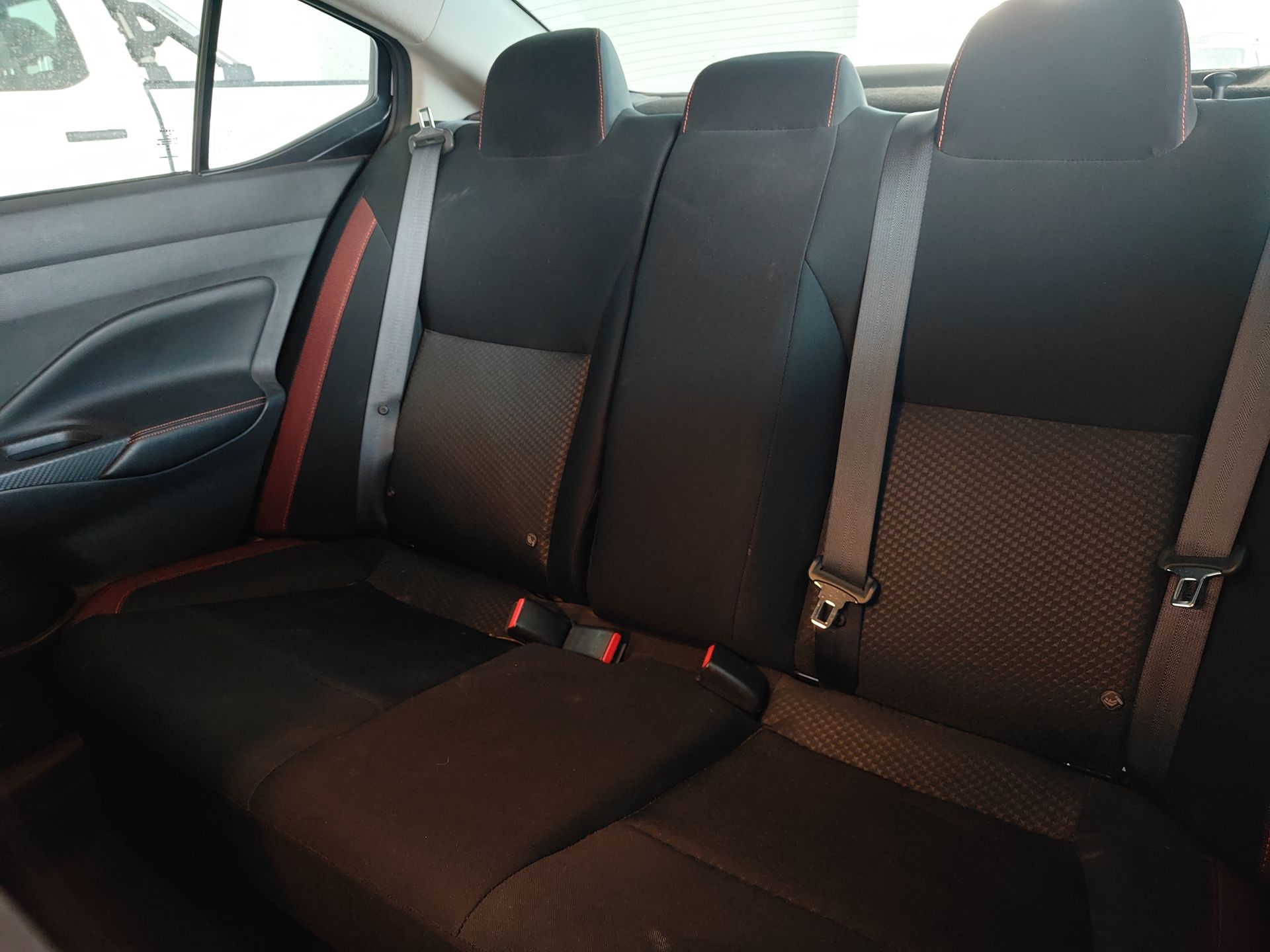 2024 Nissan Versa 4p SR L4/1.6 Aut