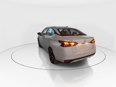 2024 Nissan Versa 4p SR L4/1.6 Aut