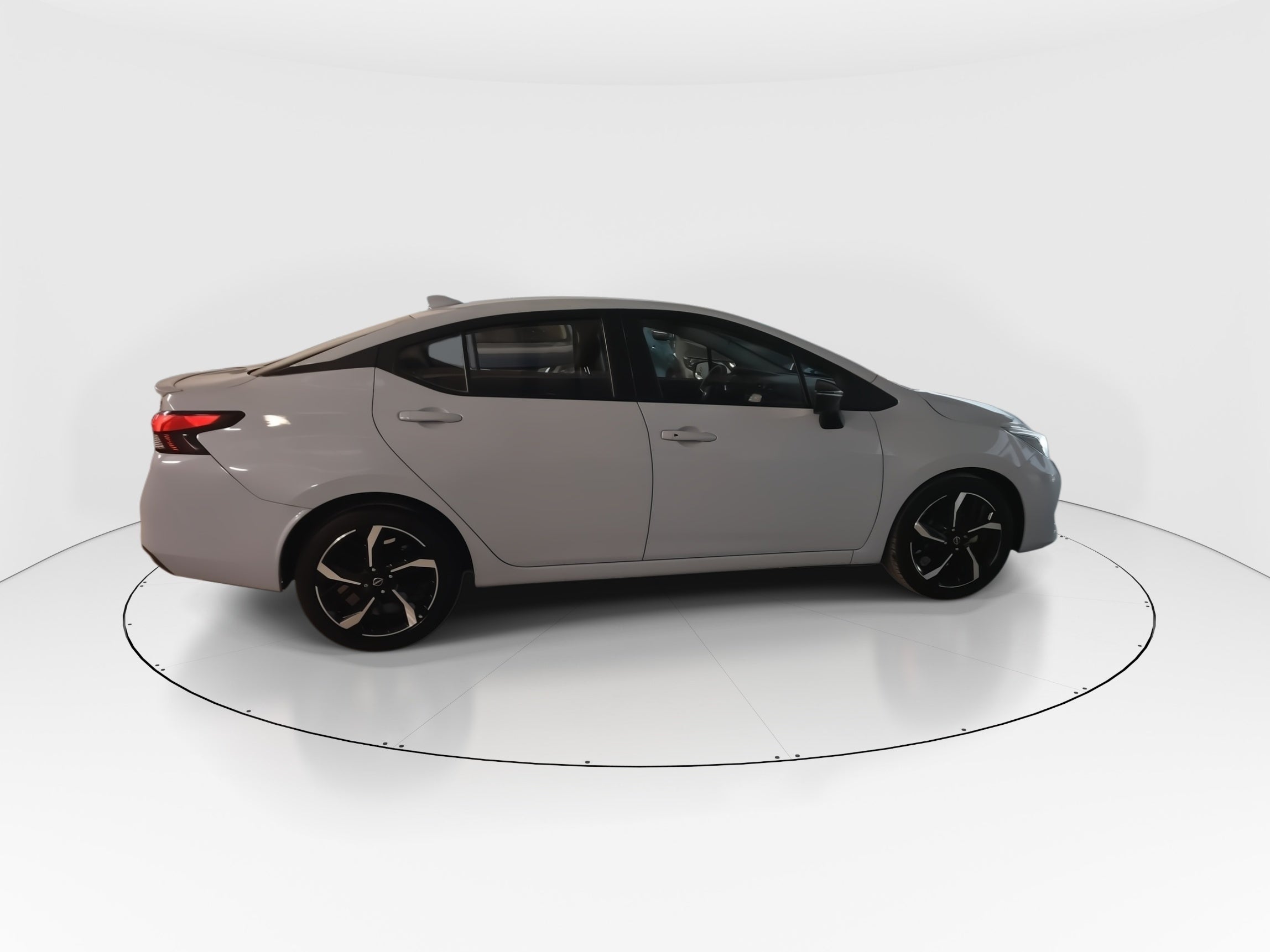 2024 Nissan Versa 4p SR L4/1.6 Aut