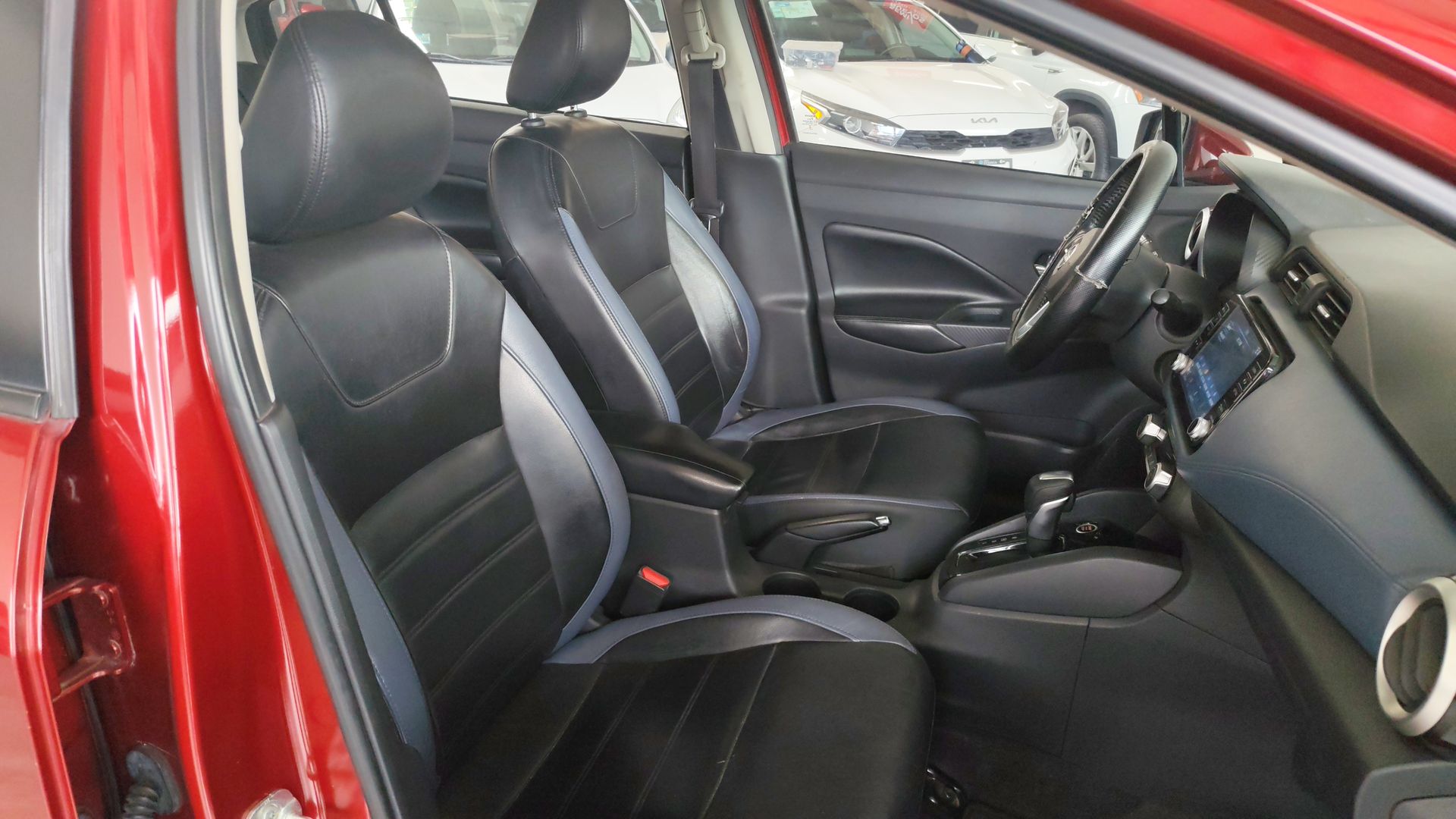 2023 Nissan Versa 4p Exclusive L4/1.6 Aut