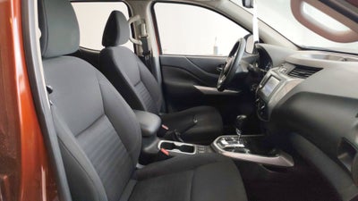 2023 Nissan Frontier 4p LE L4/2.5 Aut