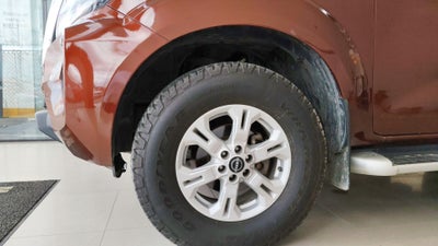 2023 Nissan Frontier 4p LE L4/2.5 Aut
