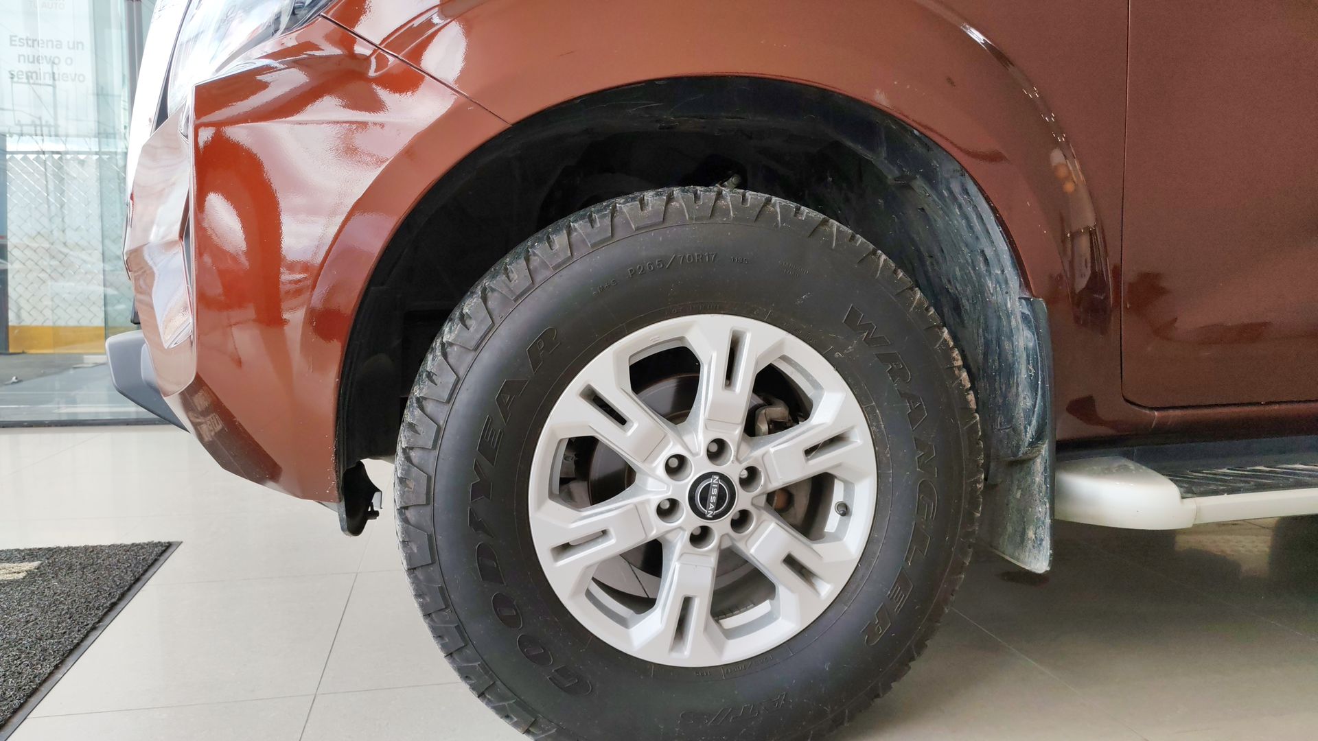 2023 Nissan Frontier 4p LE L4/2.5 Aut