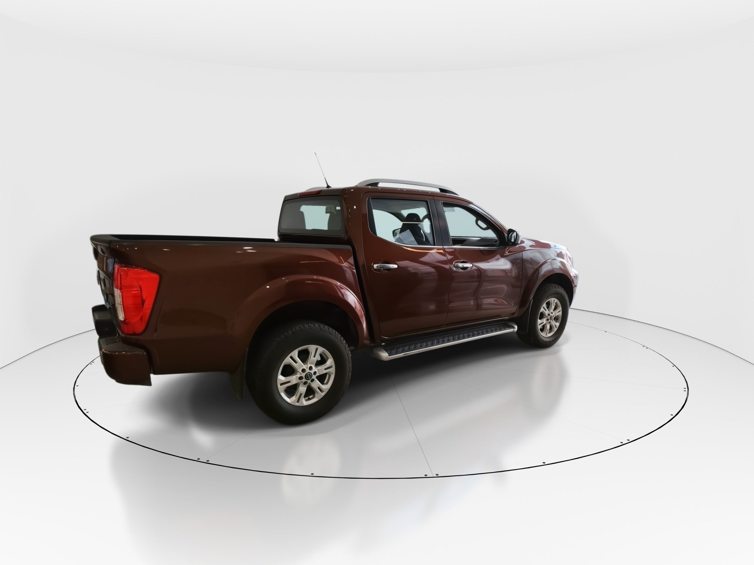 2023 Nissan Frontier 4p LE L4/2.5 Aut