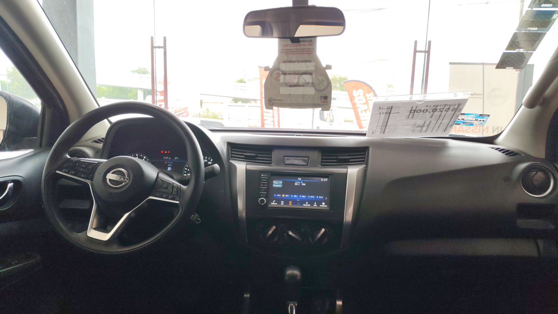 2023 Nissan Frontier 4p LE L4/2.5 Aut