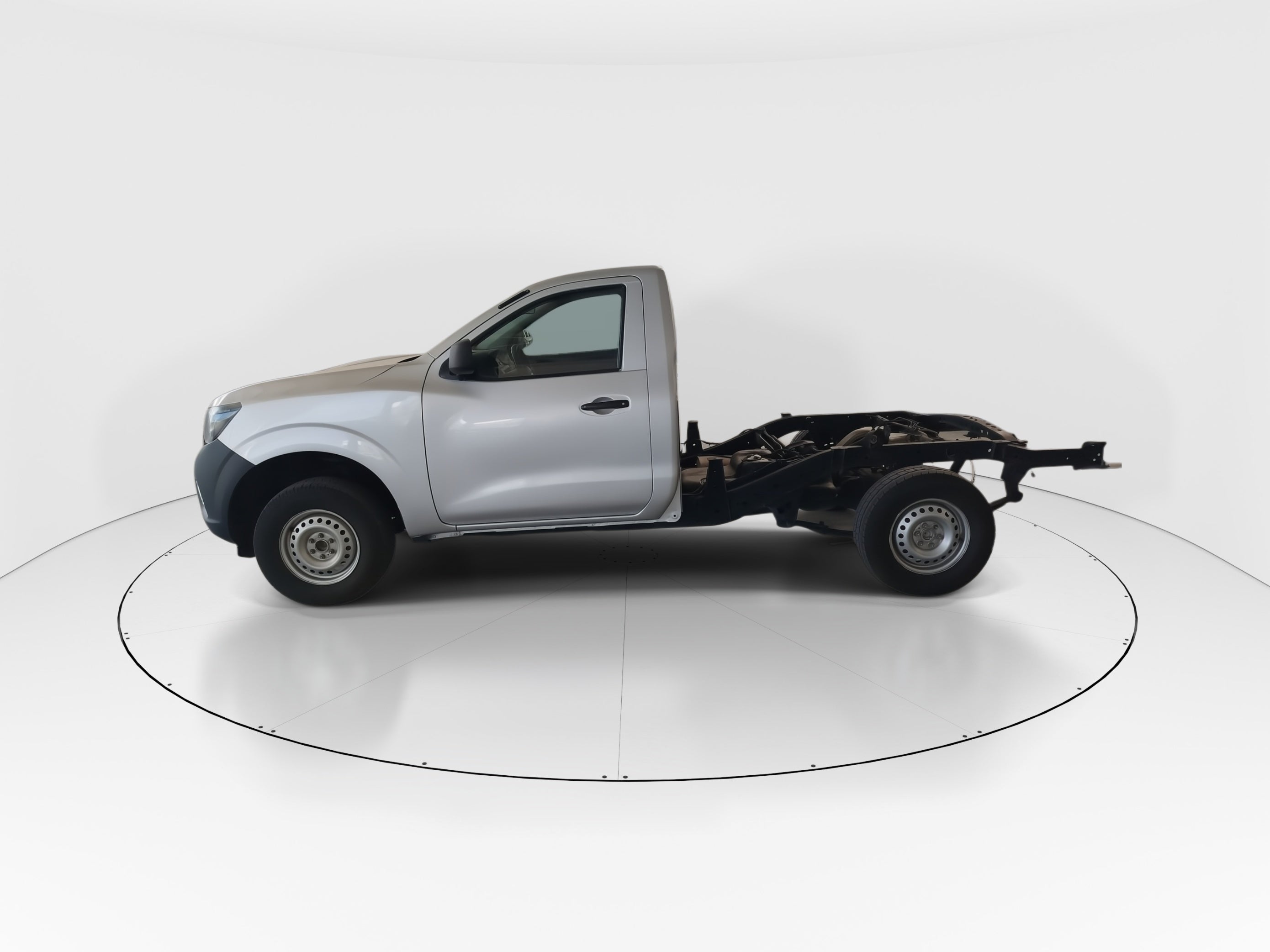 2018 Nissan Chasis Cabina NP300 2p L4/2.4 Man A/C