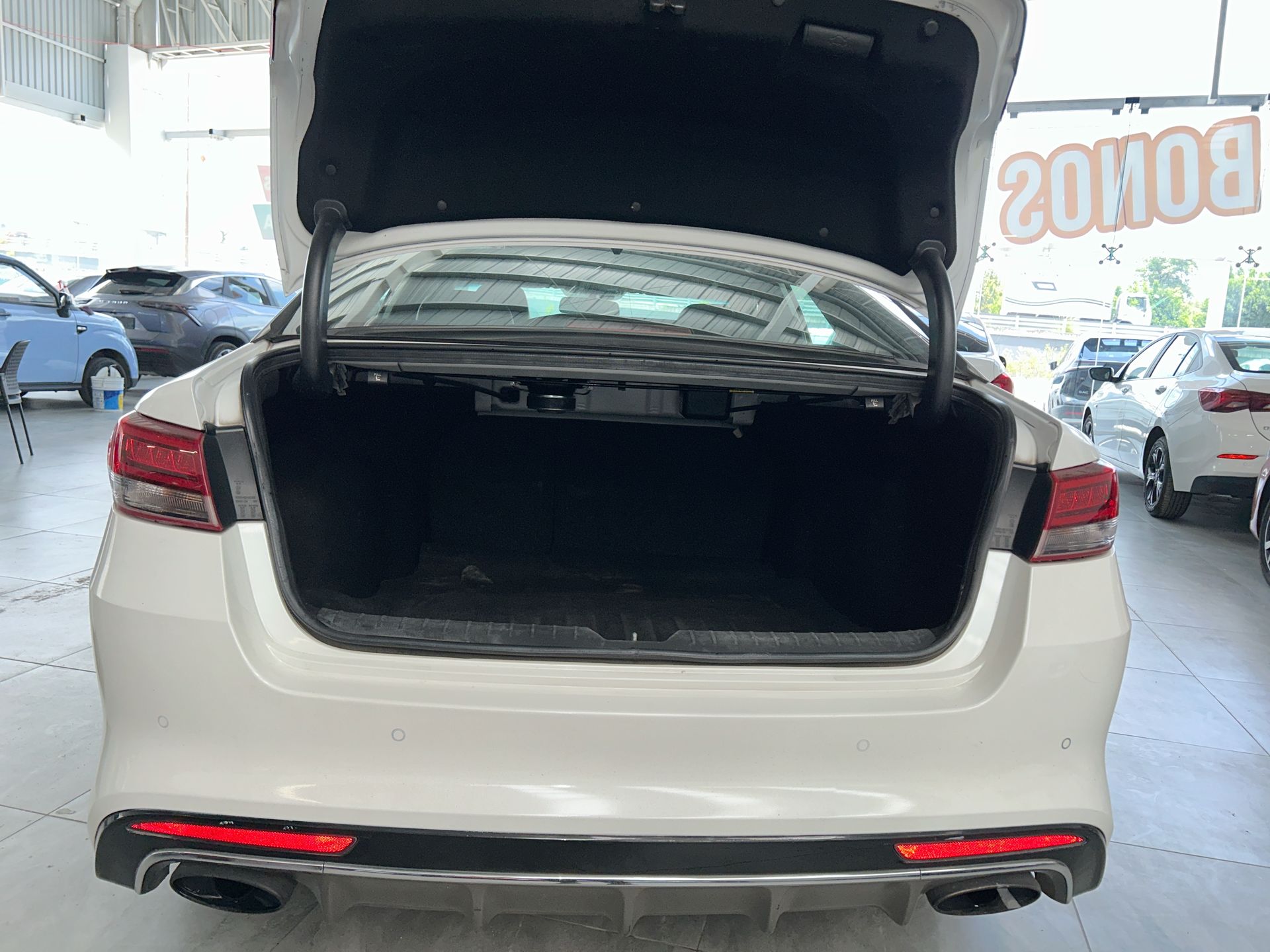 2017 Kia Optima OPTIMA 2.0L TURBO SXL A/T(BLACK)